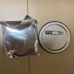 ソフトバンクホークス　福岡くん　コラボ缶バッジの画像
