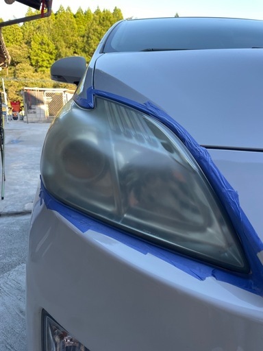 車　　ヘッドライト