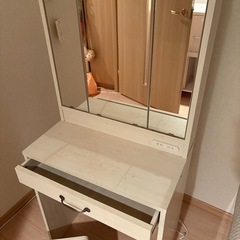【無料】ドレッサーの画像