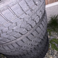 スタッドレスタイヤ 215/65R16 グッドイヤー アイスナビ6の画像