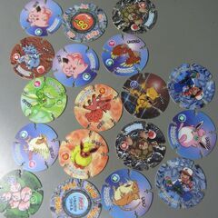 ポケモン　明治スナック菓子　ハイパーボールチップ　18枚送料込みの画像