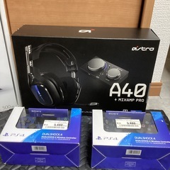 PS4+ヘッドセット+コントローラー2個+ソフト・DVDの画像