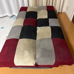 イッヌがシッコしたソファの画像