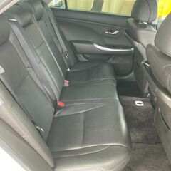 平成22年式 トヨタ クラウンハイブリッド Gパッケージ 車検2年付き 修復歴無しの画像