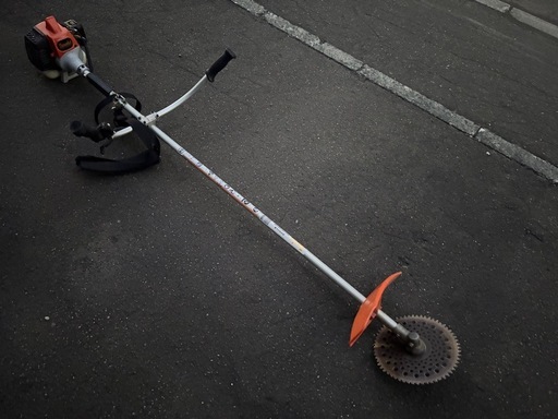 タナカ　草刈機