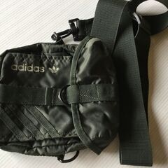 adidas（アディダス）　ショルダーポーチの画像