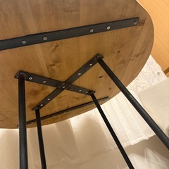 ダイニングテーブル 円形の画像