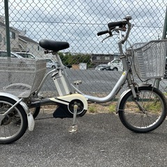 ブリヂストン製　Assista16インチ　三輪電動自転車の画像