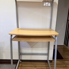 パソコンテブル
の画像