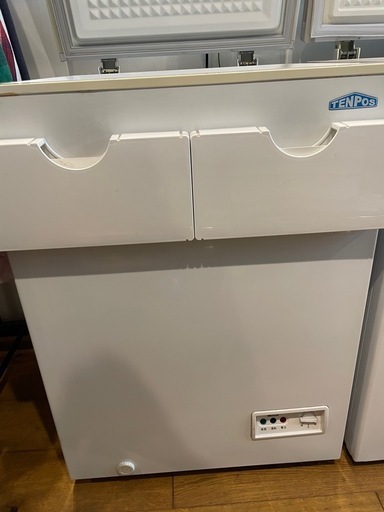 冷凍ストッカー