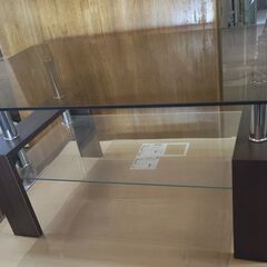 🔴山口市、高級ガラステーブル¥3300🔴100x60cm、高さ46cm🔴応接セットなどにもの画像