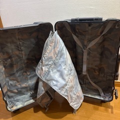 legend Walker スーツケースの画像