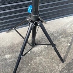 中古品　WEIMALL 自転車 スタンド 室内 2台 自転車スタンド ディスプレイスタンド バイクハンガー 三脚式の画像