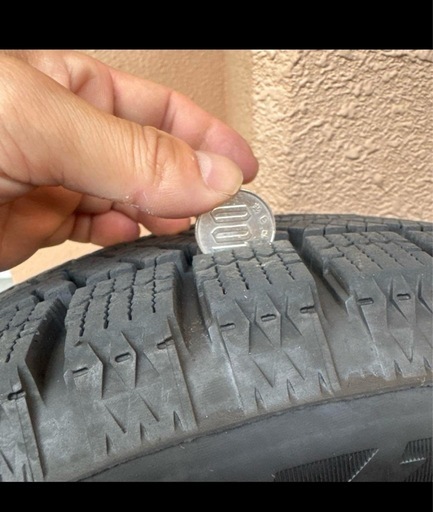 スタッドレスタイヤ