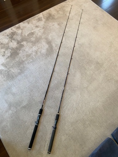 釣具　
バスロッド2本セット　エバーグリーン　ｺﾝﾊﾞｯﾄｽﾃｨｯｸ