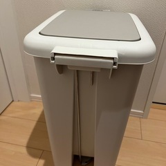 ゴミ箱 45Lの画像