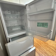 HITACHI 冷蔵庫の画像