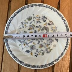 NARUMI CHINA パーティーセット（大皿１枚、小皿５枚）　　※10/14 まで　　　　　　　　　　　　　　　　　　　　　　　　　　　　　　　　　　　　　の画像