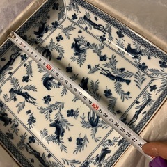 角形大皿の画像