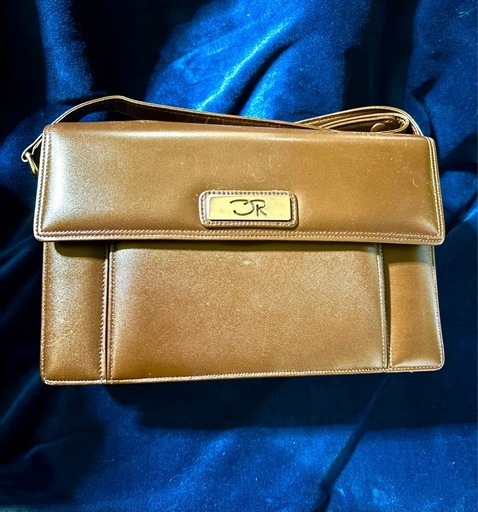 ★【イタリアのファッションブランドのオリヴィエロ・リッチのショルダーバッグ】★美品★