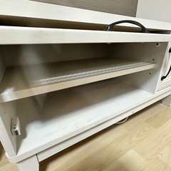 テレビボードの画像