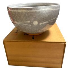 未使用　菓子鉢　氷裂 菓子器「九西陶芸造」梅絵 深皿 料理皿 木箱入り 特選 骨董品 古美術　の画像