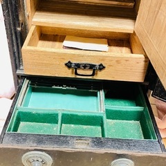 アンティーク金庫
の画像