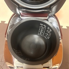TOSHIBA 炊飯器 真空圧力　5.5合IHジャー　10VSE4の画像