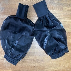 アメルジュ amerge. 2way glossy blouse 黒の画像