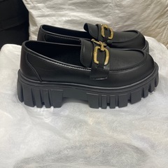 【新品未使用】厚底ローファーの画像