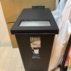 【受付終了】45L ゴミ箱 の画像