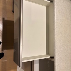 キッチン収納棚の画像