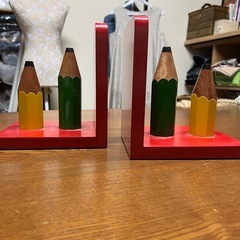 オブジェ　　本立て　　ブックスタンドの画像