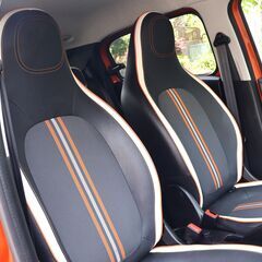 TURBO/禁煙/ETC/USB&Bluetooth接続/オ-ディオリモコン内蔵レザ-ステアリング/前席ヒ-タ-付きレザ-調コンビシ-ト/アルミペダル/純正17AW/リヤスポ/プライバシ-ガラス/オ-トライト/クルコン/バックソナ-/4エアバック/セキュリティ-/車検2年整備付きルノ-トゥインゴGT♪ ☆遠方納車/オ-トロ-ン/買取査定OK☆の画像