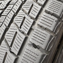 265/60R18  スタッドレスタイヤ　プラド・パジェロ等　の画像