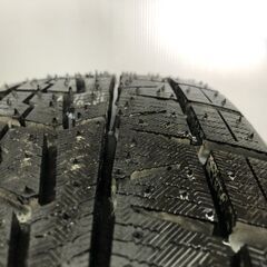 【新品】YOKOHAMA ice GUARD iG70 175/60R16 82Q 16インチ スタッドレス 1本 21年製 ラクティス イグニス クロスビー アクア等　(STW006)の画像