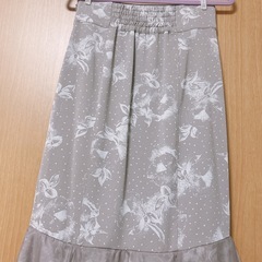 snidel✨️タグ付き新品✨️プリントシアーマーメイドスカートフレア フリルの画像