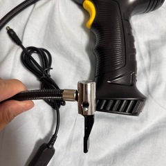 エアコンプレッサー 充電式 自転車空気入れ の画像