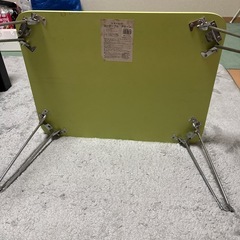 ライムグリーン ローテーブル 折りたたみてーふテーブルの画像