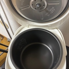 炊飯器の画像