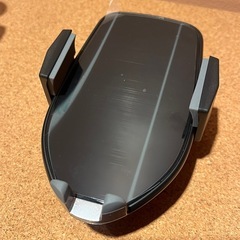 ワイヤレス充電機能付き車載ホルダー　新品・未使用の画像