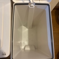 ゴミ箱 お話中 の画像