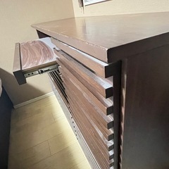 パソコンデスクの画像