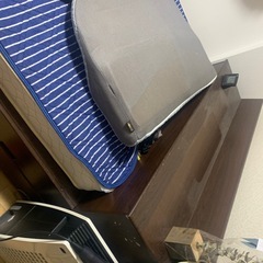 10/27午前中に取りに来れる方！ダブルベッドの画像