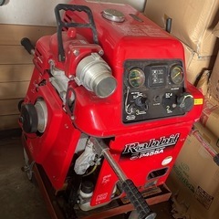Rabbit fire fighting pump の画像