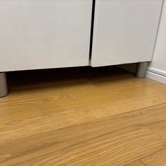 ガラス戸棚の画像