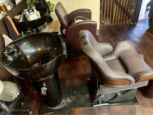 シャンプー台椅子2セット