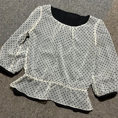 【お話中】👚🐒　ブラウスの画像