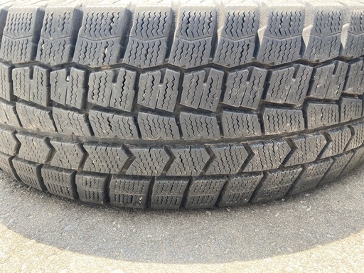 DUNLOP 195/65R15 24年製＋23年製　冬タイヤ