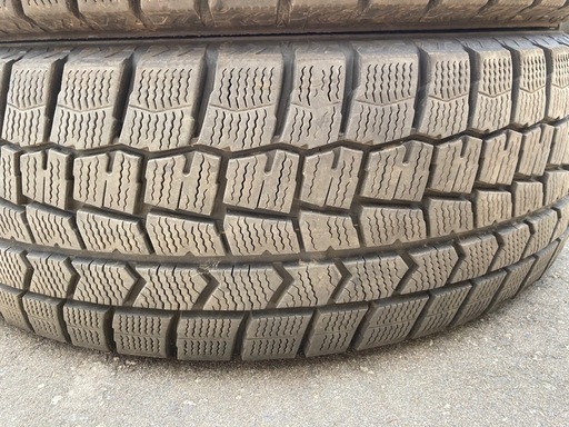 DUNLOP 195/65R15 24年製＋23年製　冬タイヤ
